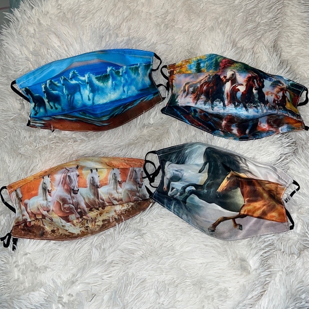 New set/4 horse face masks